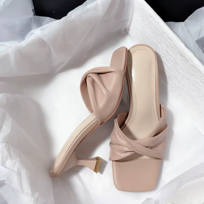 Fashion Summer Women Shoes New Handmade Square Open Toe High Heels Outdoor Fashion Slippers Apricot Off White